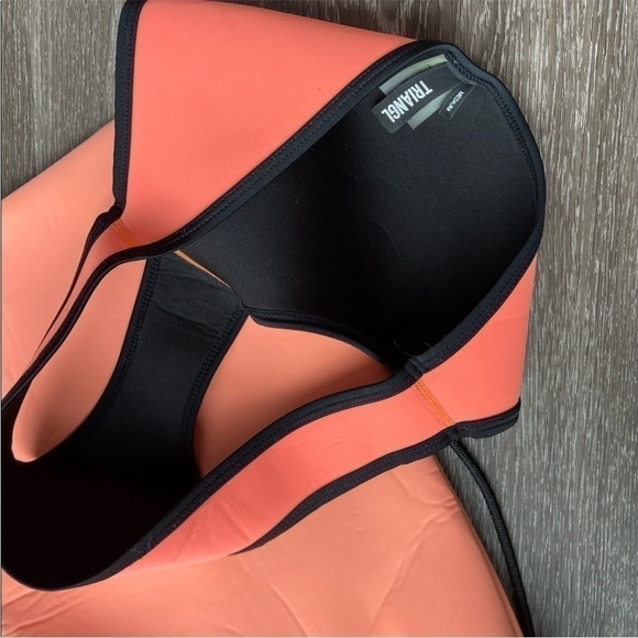 Triangl Swimwear bikini bottom & bag. Medium - Picture 7 of 15